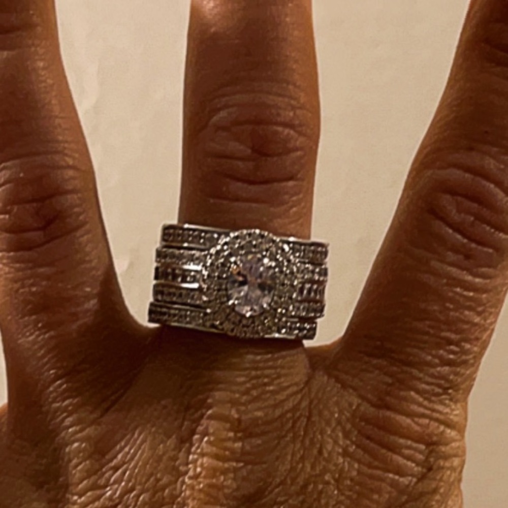 RING 💍